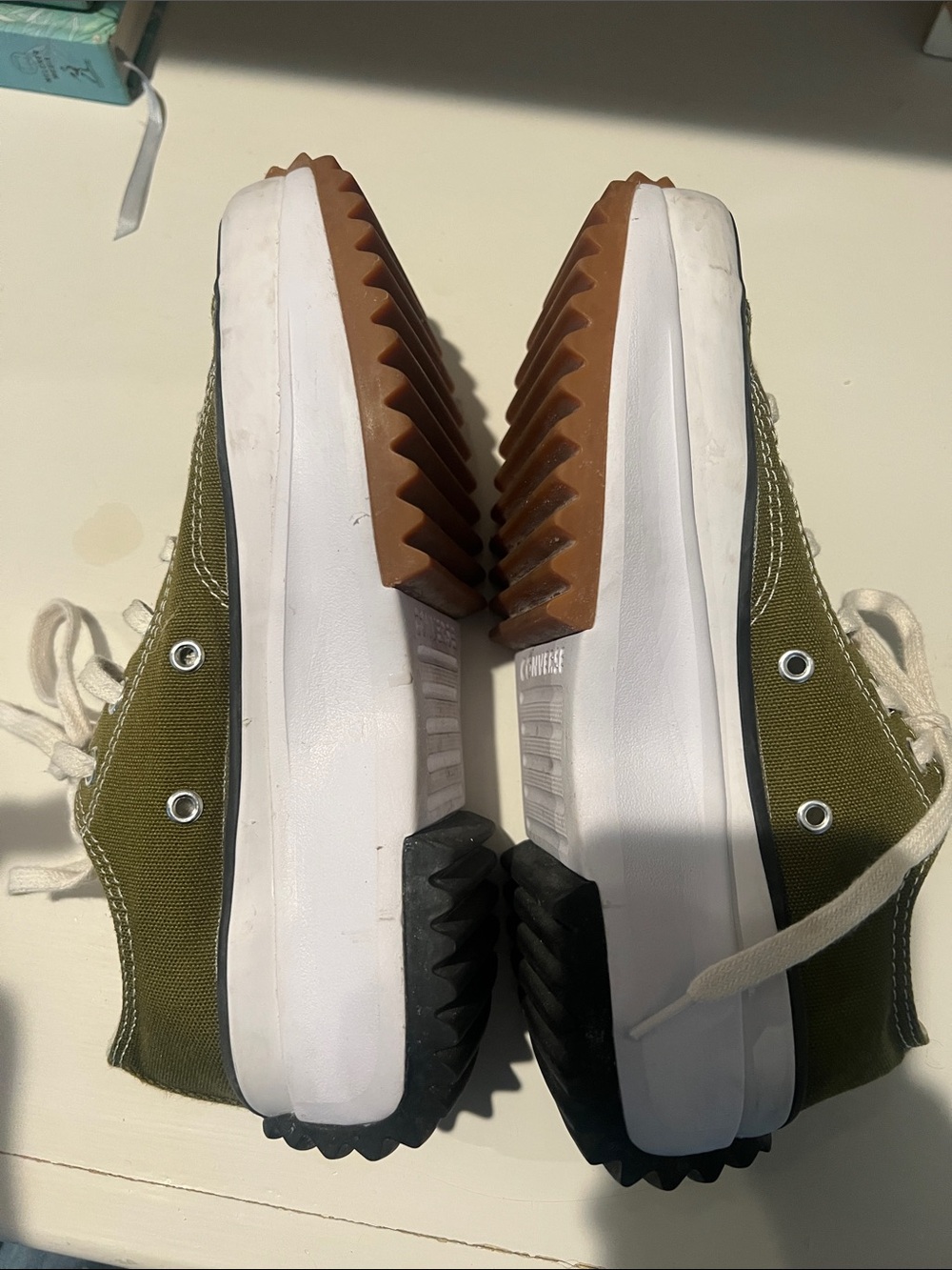 Converse Run Star Hike Low Top Dark Moss Sneakers - Picture 5 of 7